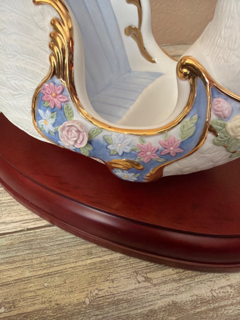 2009 Lenox 120th Anniversary Carousel Swan Chariot Limited Edition NEW in Box - Picture 16 of 16